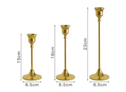 Elegante candelabro de oro vintage
